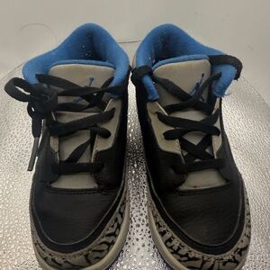 Jordan Kids Black and Gray Sneakers